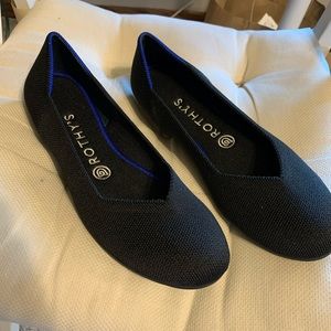 Rothy’s Rounded-Toe Black Flats